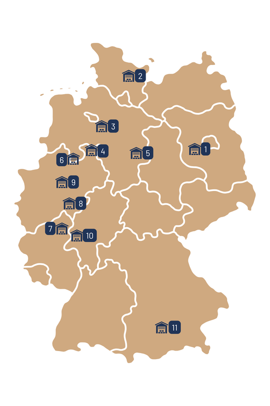 Darstellung einer Deutschland-Karte mit 11 eingezeichneten Orten, an denen in Doppelstabmatten und Zaunpfosten abgeholt werden können.
